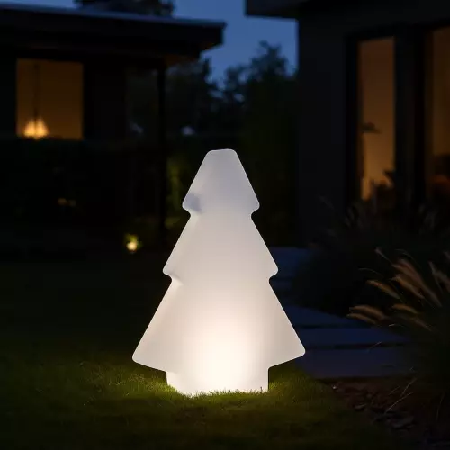 Choinka podświetlana SAPIN M LED w ogrodzie