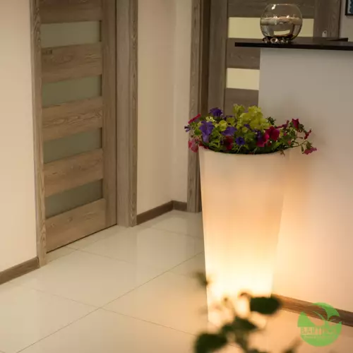 Podświetlana donica OCTAVIA