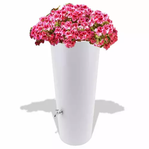 Biały zbiornik na deszczówkę Rainpot z pelargoniami