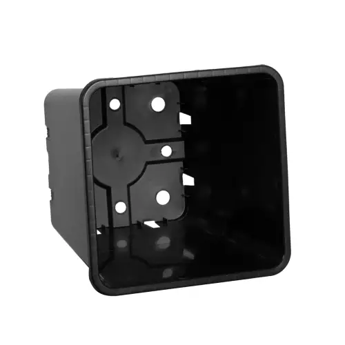 Kwadratowy wkład do donicy wysokość 25 cm posiada otwory