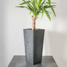 Donica betonowa CONE S 19x19x40 grafitowy