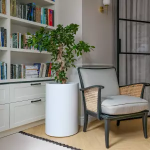 biała matowa donica do salonu 60 cm