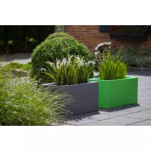 Szara i limonkowa mrozoodporna donica Lungo na taras