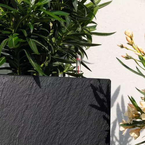 Charakterystyczna faktura powierzchni  serii SLATESTONE