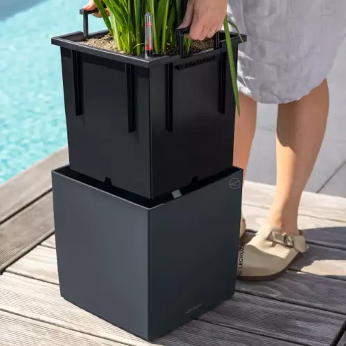 Donica CUBE Color 40 z wyjmowanym wkładem