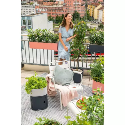 Doniczki Pila dla roślin balkonowych