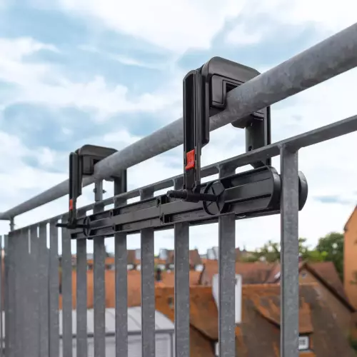 BALCONERA DUO - podwójny uchwyt balkonowy czarny z ogranicznikiem