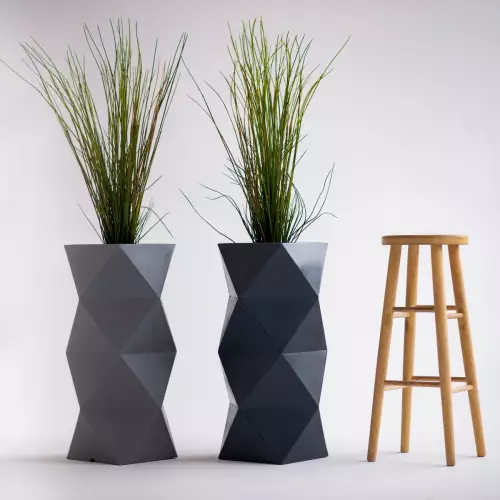 Szara i antracytowa donica ASTI w aranżacji