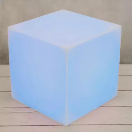 Wielokolorowe oświetlenie w opcji z żarówką RGB