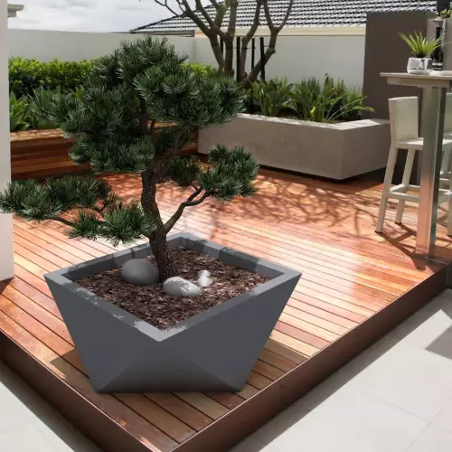 Donica Vendetta w kolorze szarym na tarasie