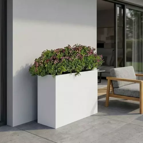 Biała donica LONGO 90x33x75 cm na tarasie