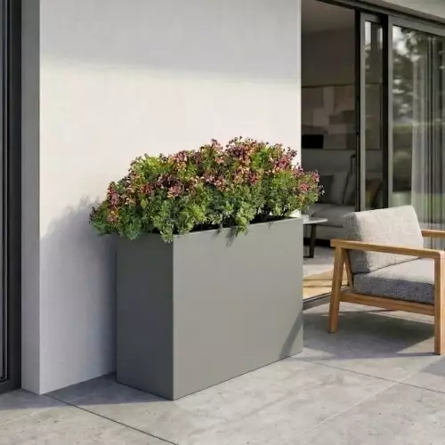 Szara donica LONGO 90x33x75 cm na tarasie