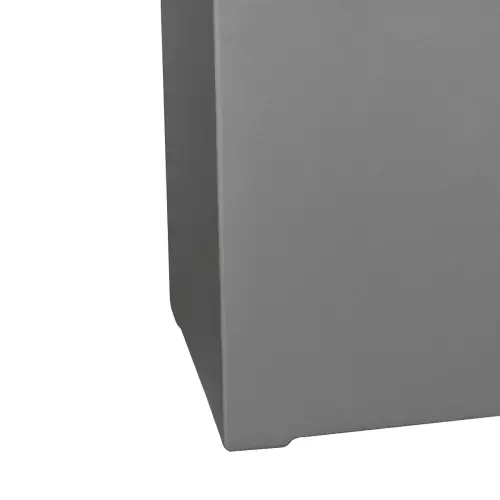 Charakterystyczne nóżki donicy D973A w kolorze szary mat